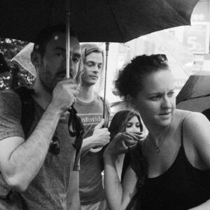 Embrace the Rain : SHIBUYA Street Photography #6 (Fujifilm X100F)